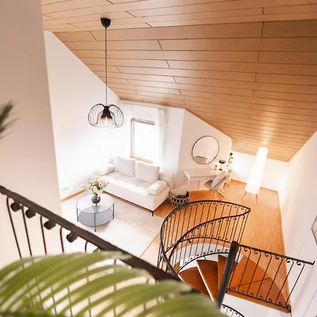 Apartament Gemuetliches Ferienloft Ueber Mehrere Etagen In Zentraler Lage